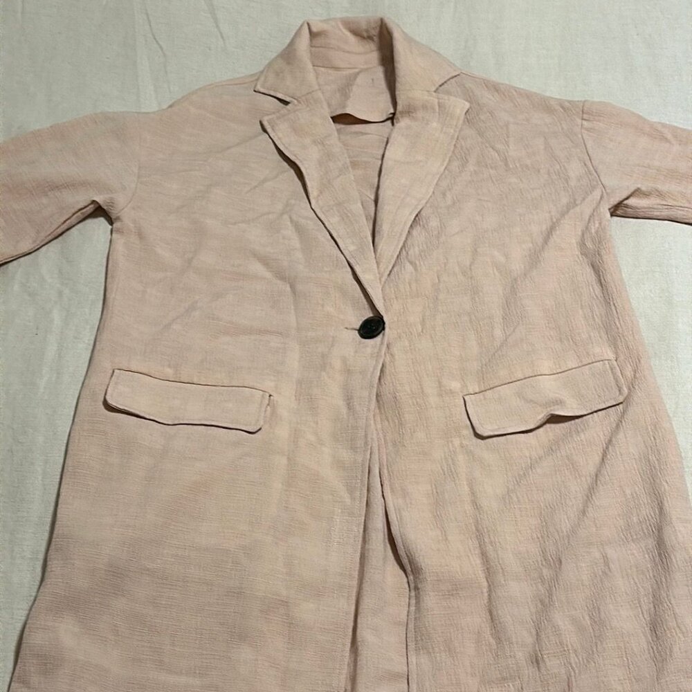 Handcrafted Dusty Rose Pink Coat with One-Button Closure, Size Medium - Picture 3 of 6